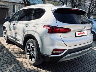 2019 Hyundai Santa Fe IV, серый, 3300000 рублей, вид 3