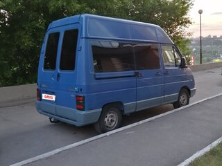 1999 Renault Trafic I Рестайлинг 2, синий, 700000 рублей, вид 4