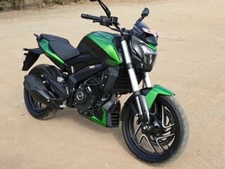 2020 Bajaj Dominar 400, зелёный, 420000 рублей, вид 1