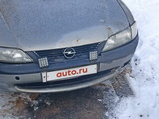 1997 Opel Vectra B, золотистый, 137000 рублей, вид 2