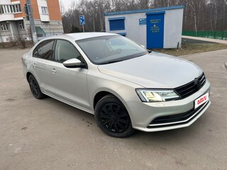 2015 Volkswagen Jetta VI Рестайлинг, серебристый, 1300000 рублей, вид 2