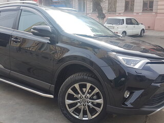 2018 Toyota RAV4 IV (XA40) Рестайлинг, чёрный, 2900000 рублей, вид 4