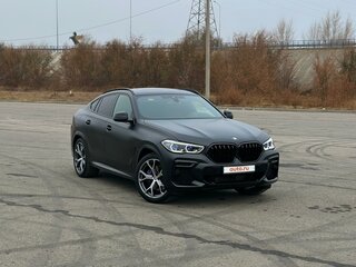 2023 BMW X6 40i III (G06), чёрный, 10000000 рублей, вид 4