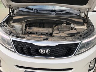 2013 Kia Sorento II Рестайлинг, белый, 1710000 рублей, вид 2