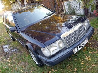 1988 Mercedes-Benz W124 300, синий, 477000 рублей, вид 5