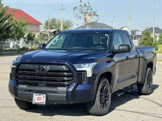 2023 Toyota Tundra Double Cab III, фиолетовый, 7600000 рублей, вид 3