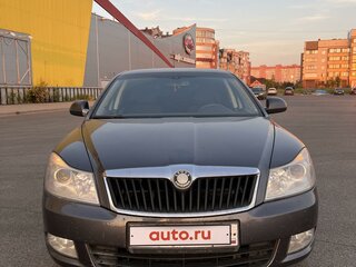 2010 Skoda Octavia DSG7 II (A5) Рестайлинг, серый, 850000 рублей, вид 2