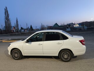 2024 Lada (ВАЗ) Granta I Рестайлинг, белый, 950000 рублей, вид 2