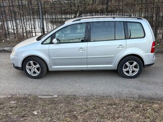 2004 Volkswagen Touran I, серебристый, 450000 рублей, вид 3