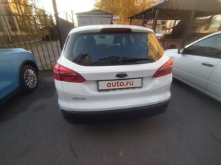 2017 Ford Focus III Рестайлинг, белый, 720000 рублей, вид 5
