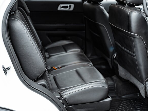 2014 Ford Explorer Sport V, белый, 2500000 рублей - вид 31