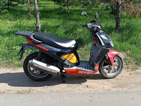2006 Aprilia SportCity 200, чёрный, 150000 рублей, вид 4