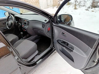 2010 Kia Rio II Рестайлинг, чёрный, 675000 рублей, вид 1