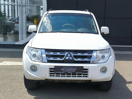 2013 Mitsubishi Pajero IV Рестайлинг 1, белый, 2258000 рублей, вид 2