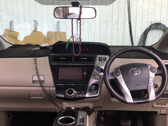 2016 Toyota Prius Alpha I (ZVW40/41) Рестайлинг, коричневый, 1600000 рублей - вид 8
