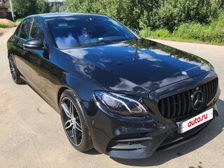 2016 Mercedes-Benz E-Класс 200 V (W213, S213, C238), чёрный, 2700000 рублей, вид 3