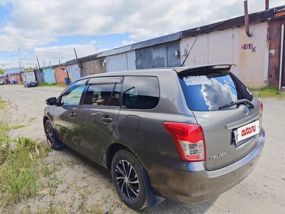 2011 Toyota Corolla Fielder X (E140, E150) Рестайлинг, коричневый, 1400000 рублей - вид 4