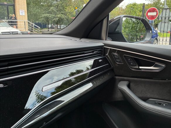 2022 Audi Q8 45 TDI I (4M), чёрный - вид 13