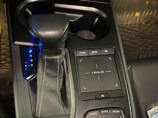2020 Lexus UX 250h I, серый, 3500000 рублей, вид 4