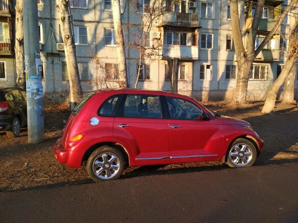 2004 Chrysler PT Cruiser, красный - вид 2