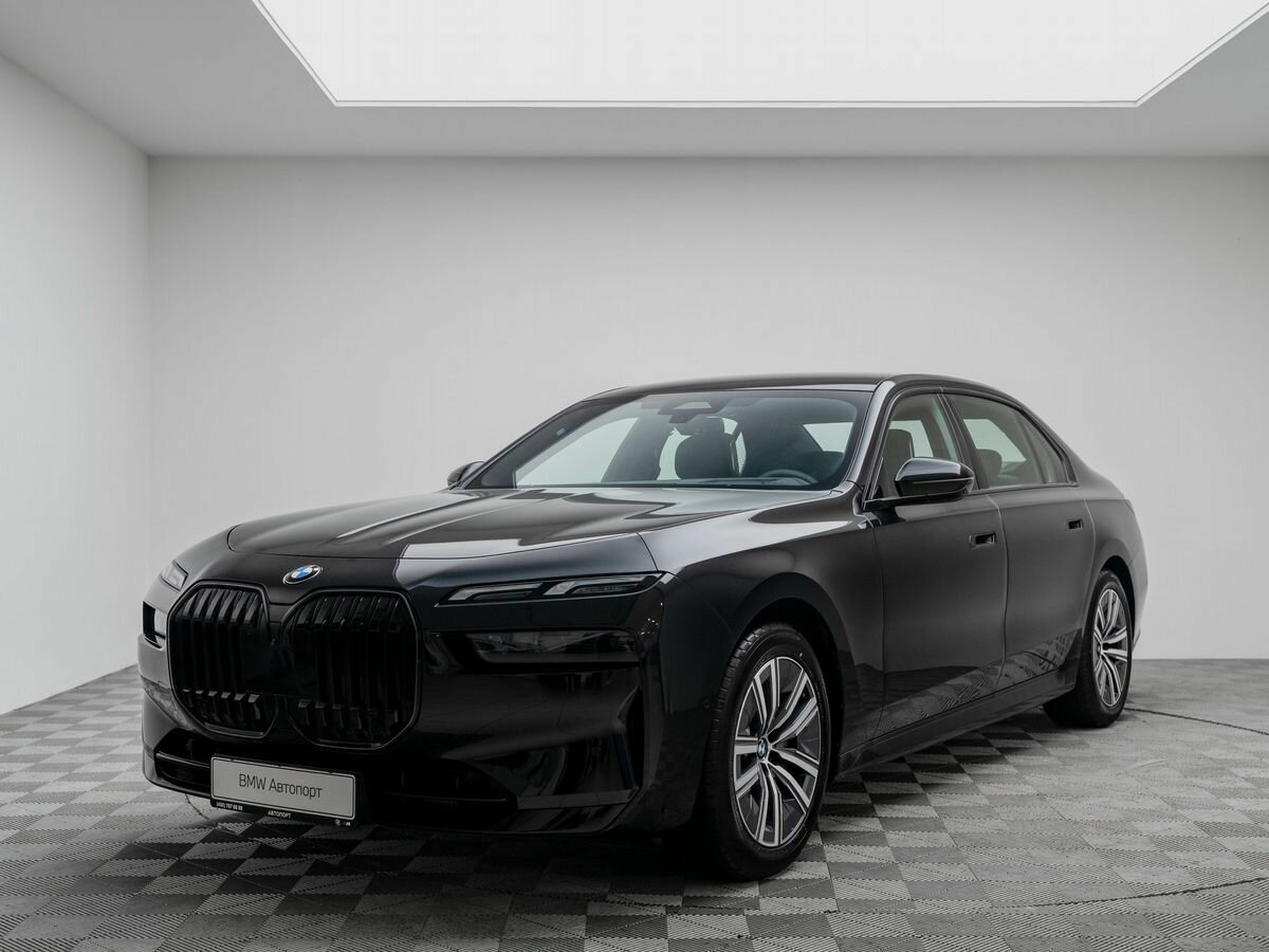 Открыть фотографии: BMW 7 серии VII (G70)