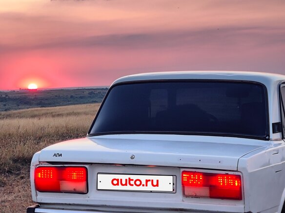 2006 Lada (ВАЗ) 2107, белый, 127000 рублей - вид 9