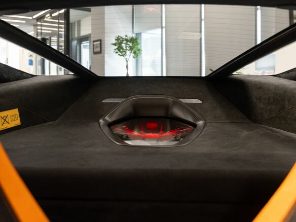 2026 McLaren 750S, фиолетовый, 41900000 рублей - вид 35
