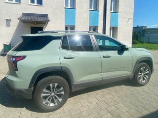 2024 Chevrolet Equinox IV, зелёный, 2150000 рублей, вид 5