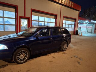 2007 Skoda Octavia II (A5), синий, 550000 рублей, вид 4