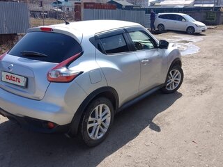 2018 Nissan Juke I Рестайлинг, серебристый, 1300000 рублей, вид 4