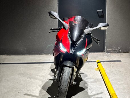 2019 BMW S 1000 RR, красный, 1498000 рублей, вид 4