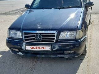 1996 Mercedes-Benz C-Класс 230 I (W202), синий, 330000 рублей, вид 3