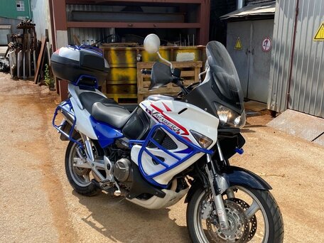 2011 Honda XL1000V Varadero, белый, 750000 рублей, вид 1
