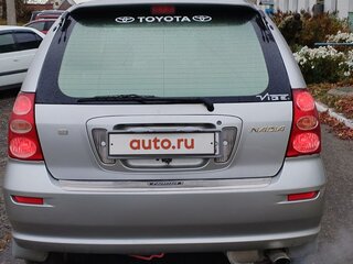 2000 Toyota Nadia, серебристый, 750000 рублей, вид 3