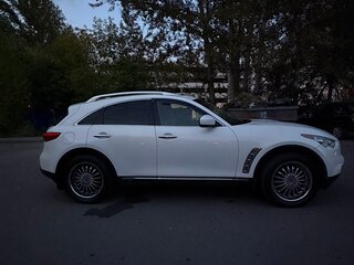 2011 Infiniti FX35 II (S51), белый, 1600000 рублей, вид 4