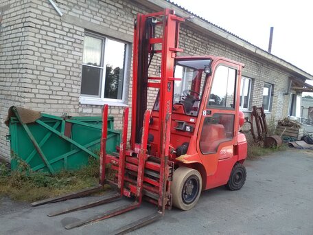 2004 Toyota Газовые и газ-бензиновые, красный, 624924 рублей, вид 2