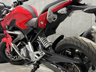 2020 BMW G 310 R, красный, 550000 рублей, вид 3