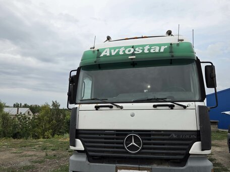 2001 Mercedes-Benz Actros, белый, 1950000 рублей, вид 2
