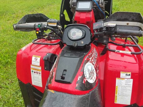 2014 Arctic Cat 700 Series, красный, 580000 рублей, вид 2