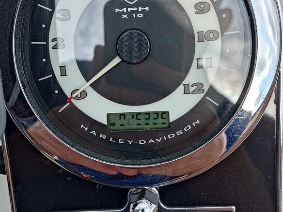 2008 Harley-Davidson Softail Deluxe, серебристый, 1300000 рублей - вид 3