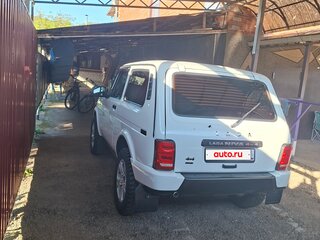 2018 Lada (ВАЗ) 2121 (4x4) Urban I Рестайлинг, белый, 800000 рублей, вид 4