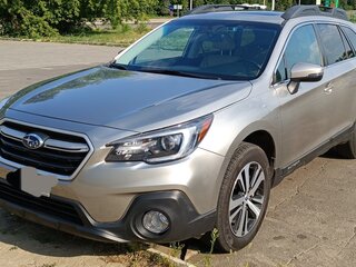 2018 Subaru Outback V Рестайлинг, бежевый, 2400000 рублей, вид 2
