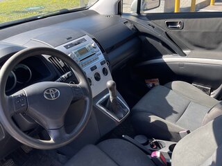 2005 Toyota Corolla Verso I Рестайлинг, серебристый, 720000 рублей, вид 5