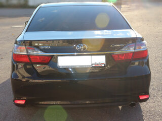 2014 Toyota Camry VII (XV50) Рестайлинг, чёрный, 1850000 рублей, вид 3