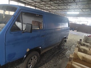 1981 Volkswagen Transporter 4-speed T3, синий, 280000 рублей, вид 4
