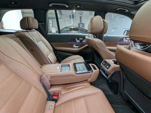 2026 Mercedes-Benz GLS 450 II (X167) Рестайлинг, чёрный, 16790000 рублей - вид 10