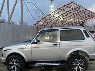 2016 Lada (ВАЗ) 2121 (4x4) I Рестайлинг, серебристый, 676000 рублей, вид 4