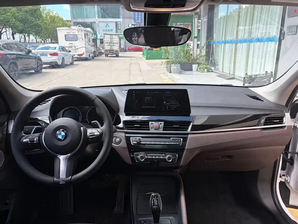 2023 BMW X1 20Li sDrive II (F48) Рестайлинг, белый - вид 6
