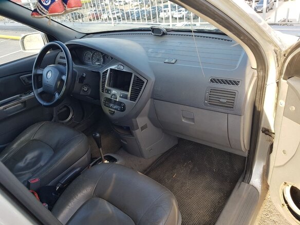 2002 Kia Carens I (RS) Рестайлинг, серебристый, 190000 рублей - вид 8