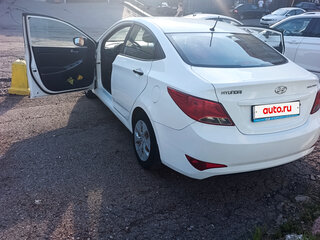 2014 Hyundai Solaris I Рестайлинг, белый, 650000 рублей, вид 2